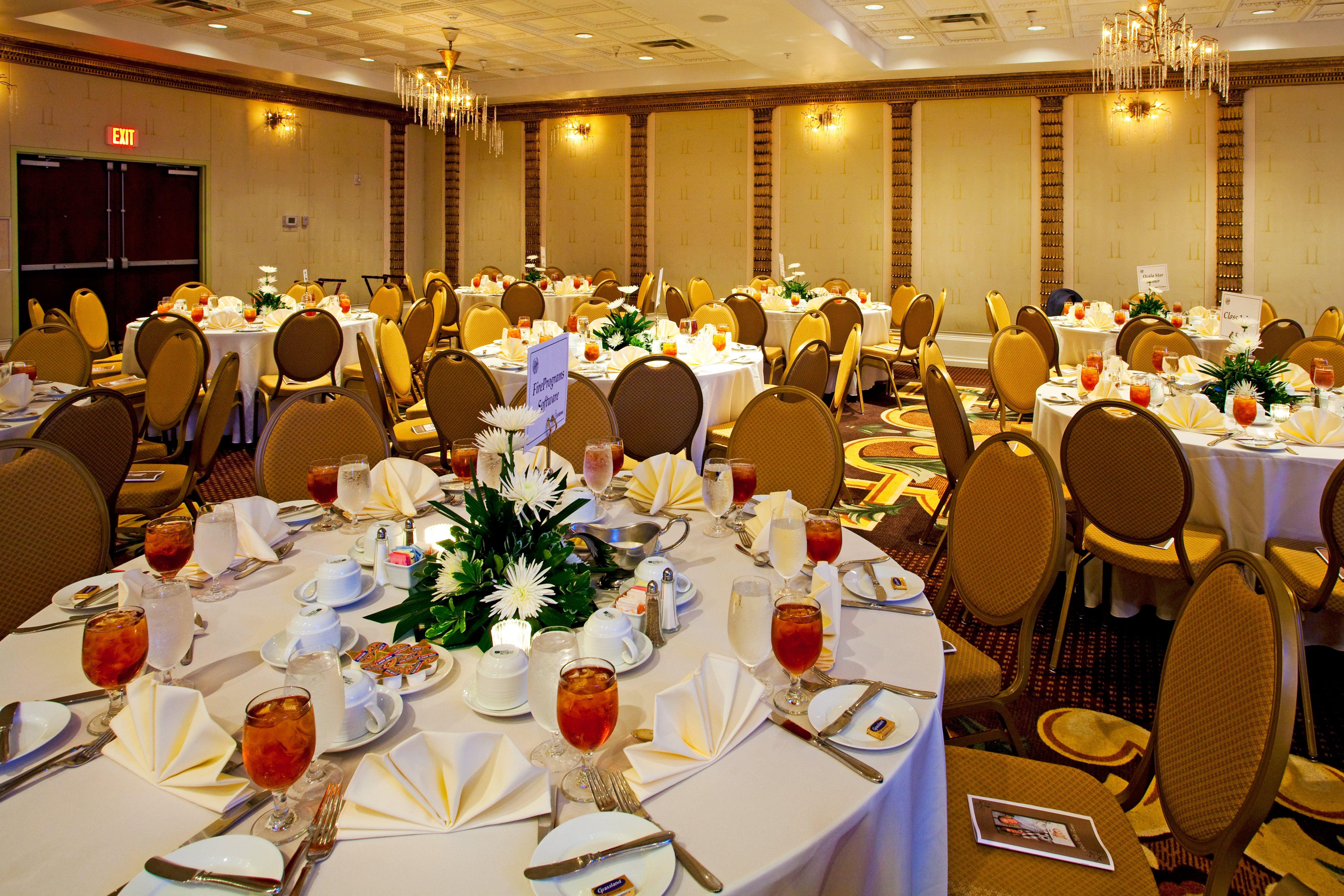 Holiday Inn Hotel & Suites Ocala Conference Center By Ihg Bagian luar foto
